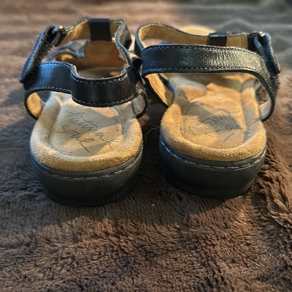 NATURAL SOLE by NATURALIZER Barroll Black Sandal Sz 8W - Picture 4 of 13